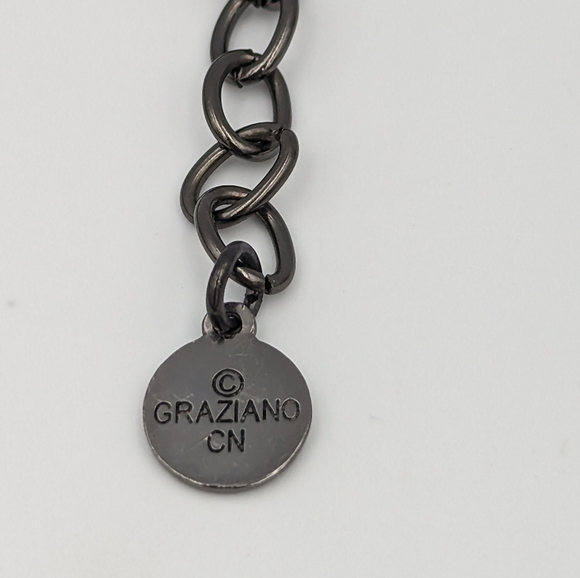 Stunning RJ Graziano Metal & Crystal Bib Necklace - Picture 12 of 13